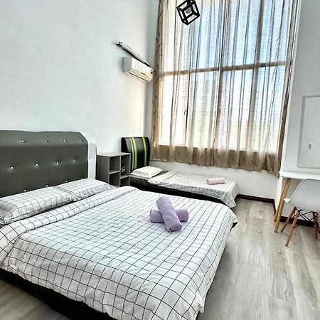 Springfield 3-Storey Cheerful Townhouse #Yoyo Homestay Sandakan Luaran gambar